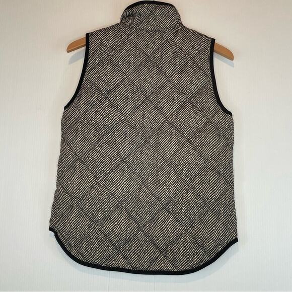 J. Crew herringbone quilted style full zip vest with pockets black trim size XS - Picture 12 of 13